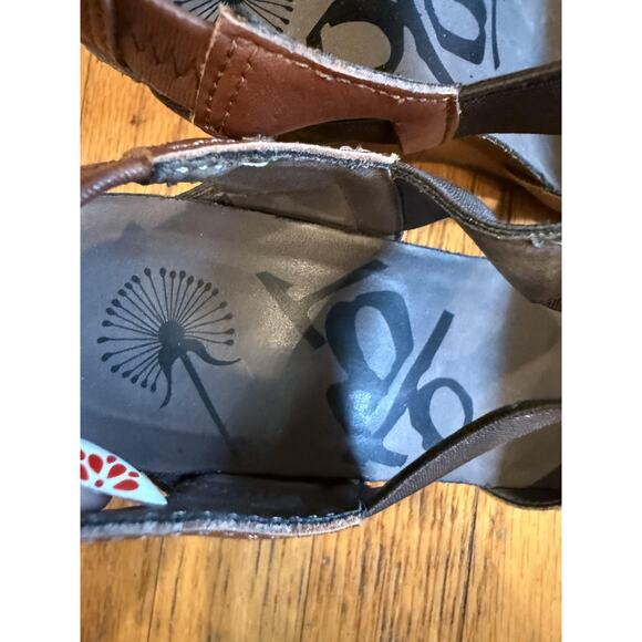 OTBT Rexburg Shoes Womens Size 7.5 Tan Brown Leather Wedge Sandals Comfort - Picture 3 of 9